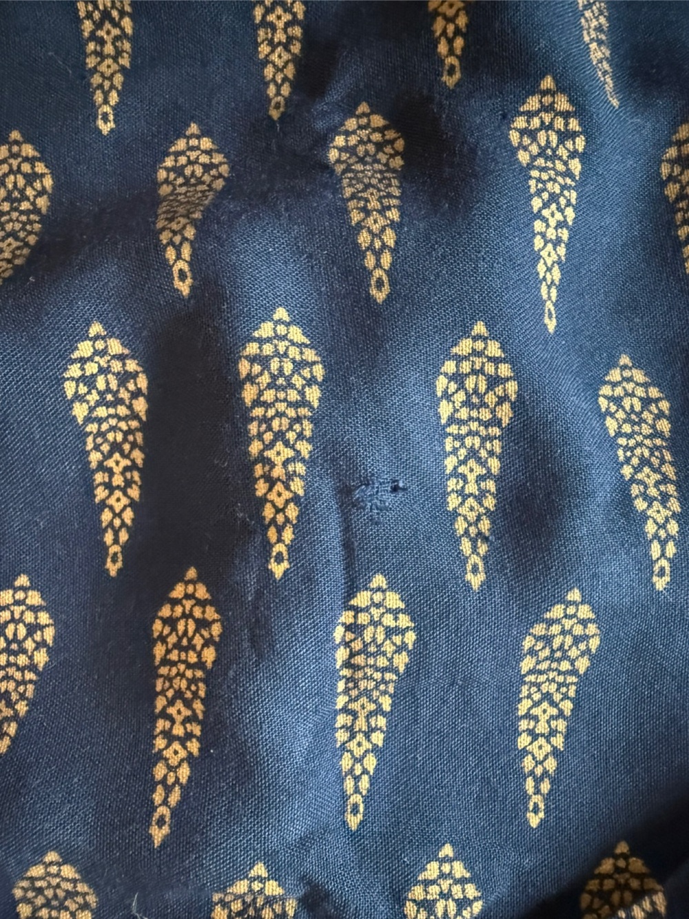 Lapogee Navy Blue Sleeveless Printed Midi Dress with Gold Motif. Large - Picture 5 of 8